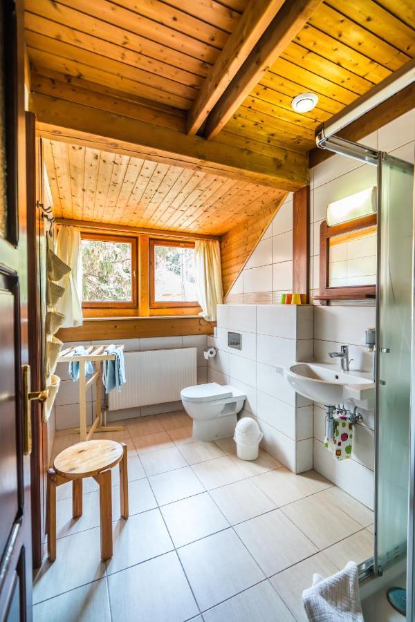 Szent Kristóf Panzió és Apartmanok Esztergom Exterior foto
