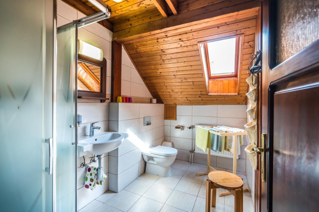 Szent Kristóf Panzió és Apartmanok Esztergom Exterior foto