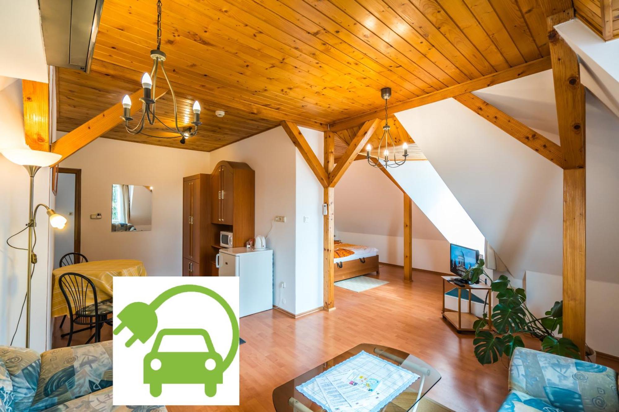Szent Kristóf Panzió és Apartmanok Esztergom Exterior foto